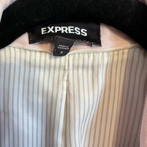 Express Light Pink Women's Blazer - Picture 2 of 5